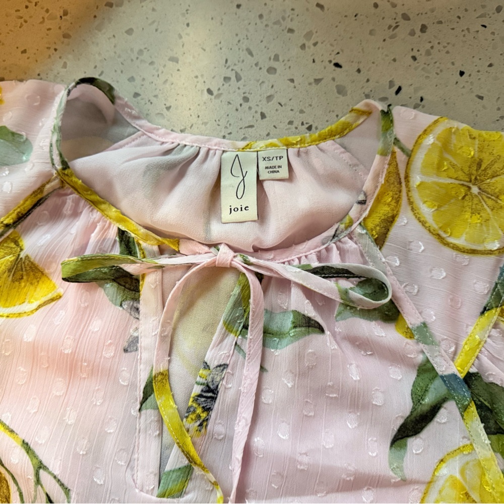 Joie Pink Blouse Lemon Print xs - Picture 3 of 7